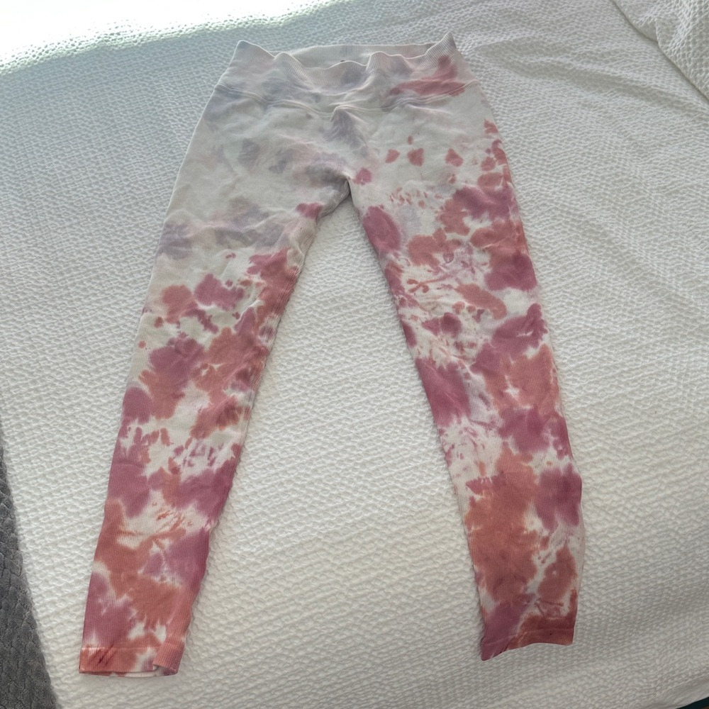 Spiritual Gangster Tie-Dye Leggings in Pink and Orange